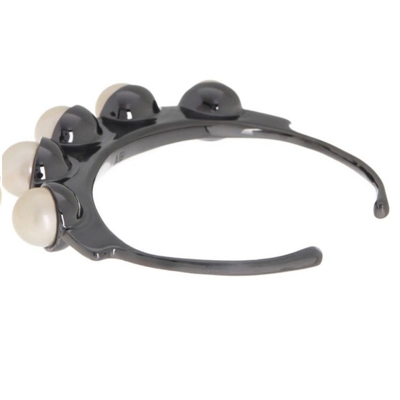 Alexis Bittar pearl stud cuff bracelet NEW - Picture 2 of 3